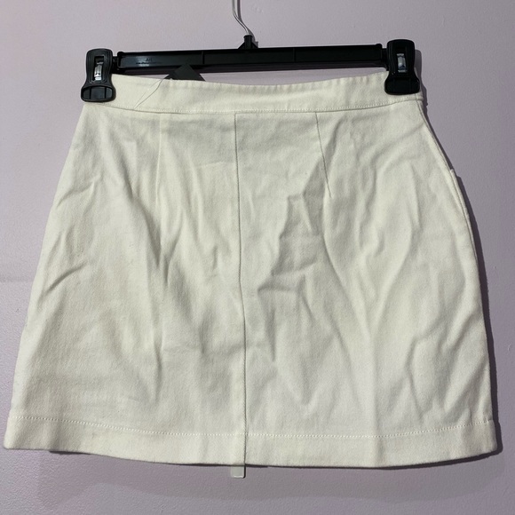 Forever 21 Zippered Skirt - Picture 3 of 3